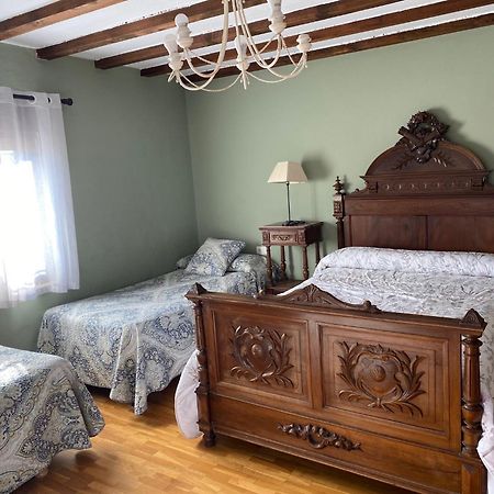 Dona Elvira Y Dona Sol Villa Vivar del Cid Luaran gambar